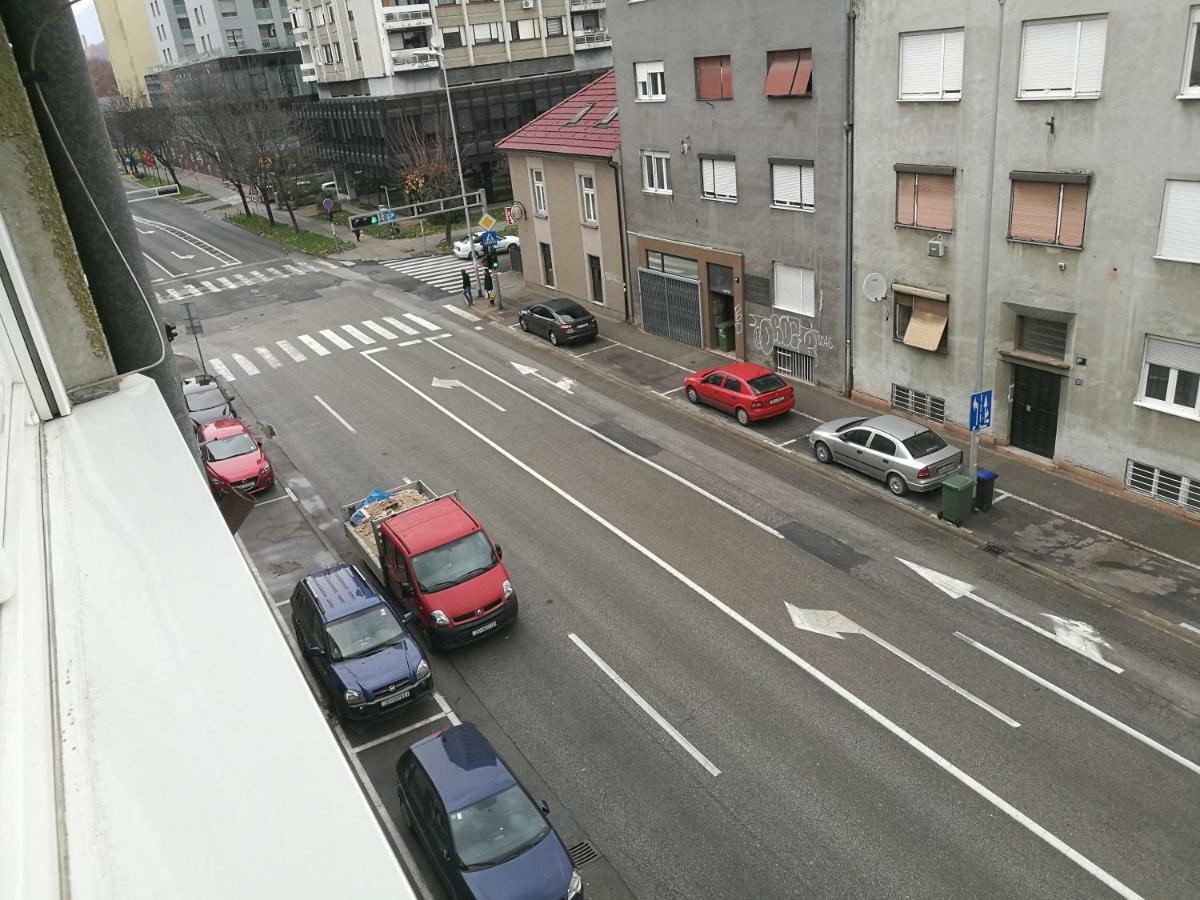 Apartment K&A- Near Dom Sportova 자그레브 외부 사진
