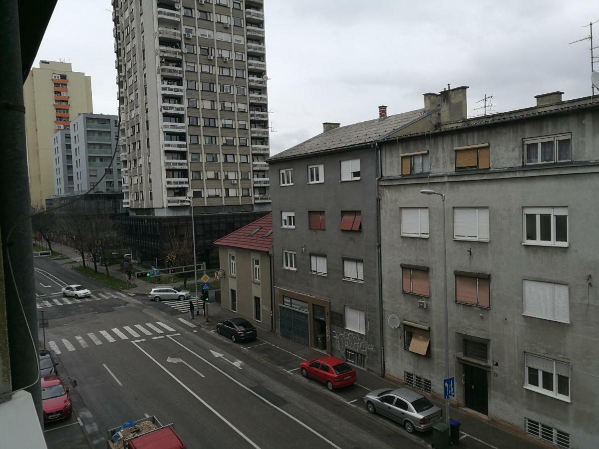 Apartment K&A- Near Dom Sportova 자그레브 외부 사진